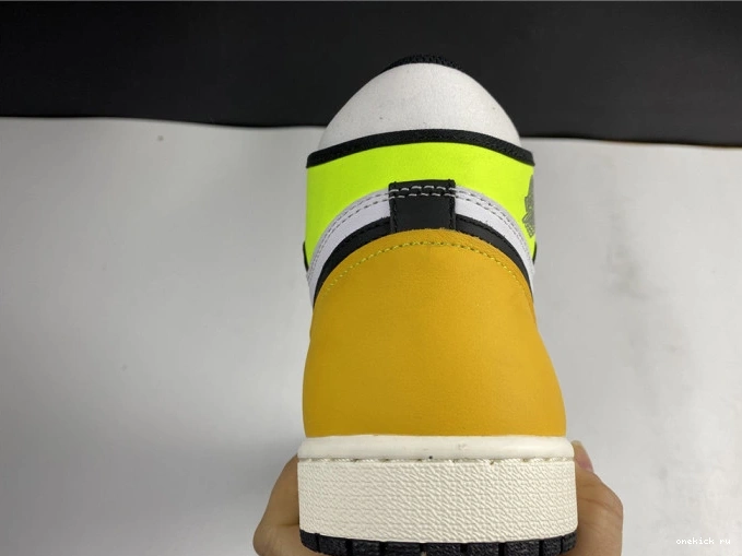 Chep Onekick RETRO JORDAN AIR 555088-118 HIGH GOLD' 1 OG 'VOLT 0819